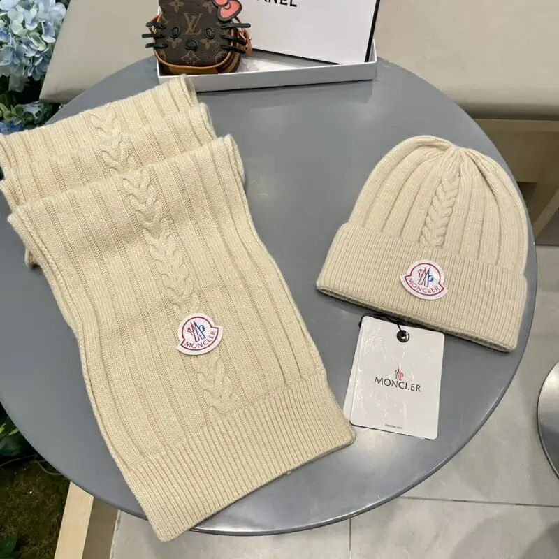 moncler hat and echapres set s_126aba6